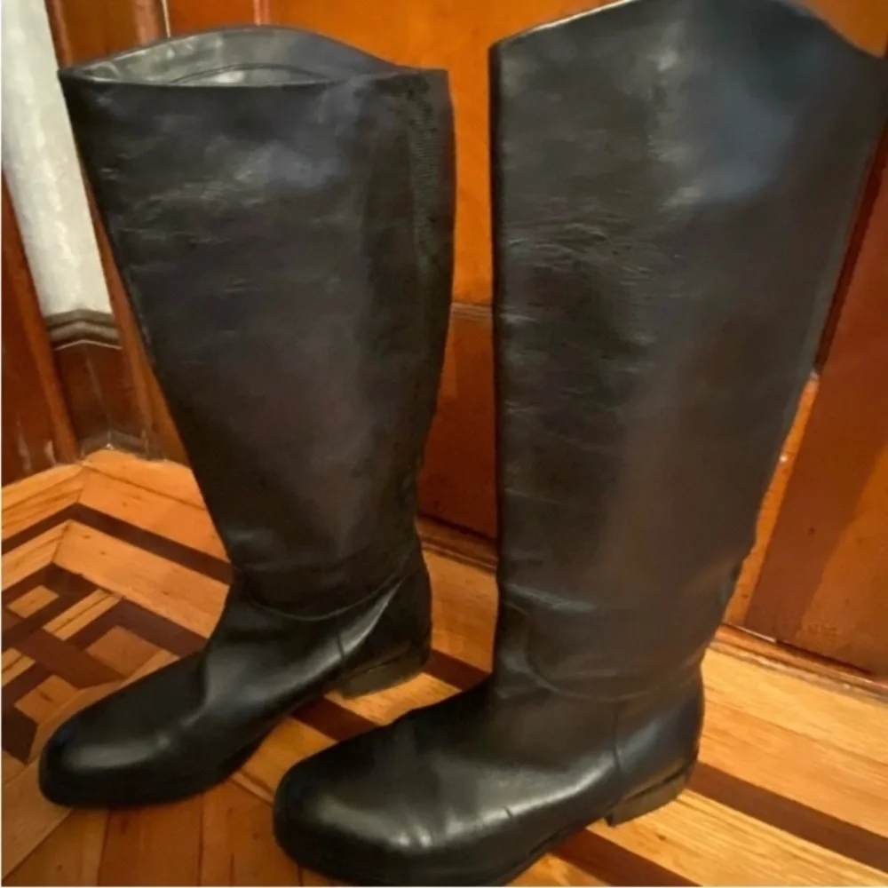 Banana Republic Leather Boots 7 Medium - 15” High